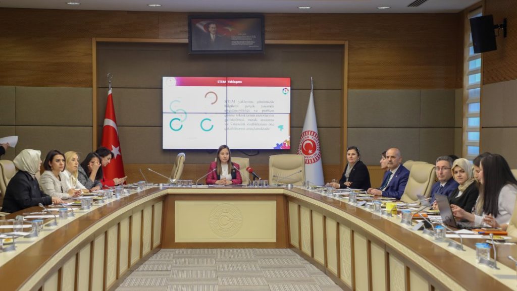 Future Classroom Lab Projesi TBMM’de Tanıtıldı