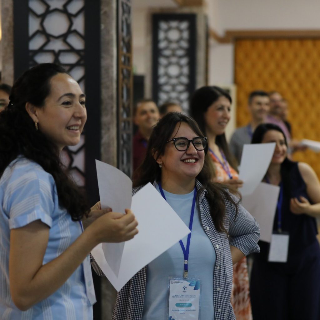 “Yenilikçi Sınıflarda Dijital Teknolojiler Eğitici Eğitimi” Düzenlendi
