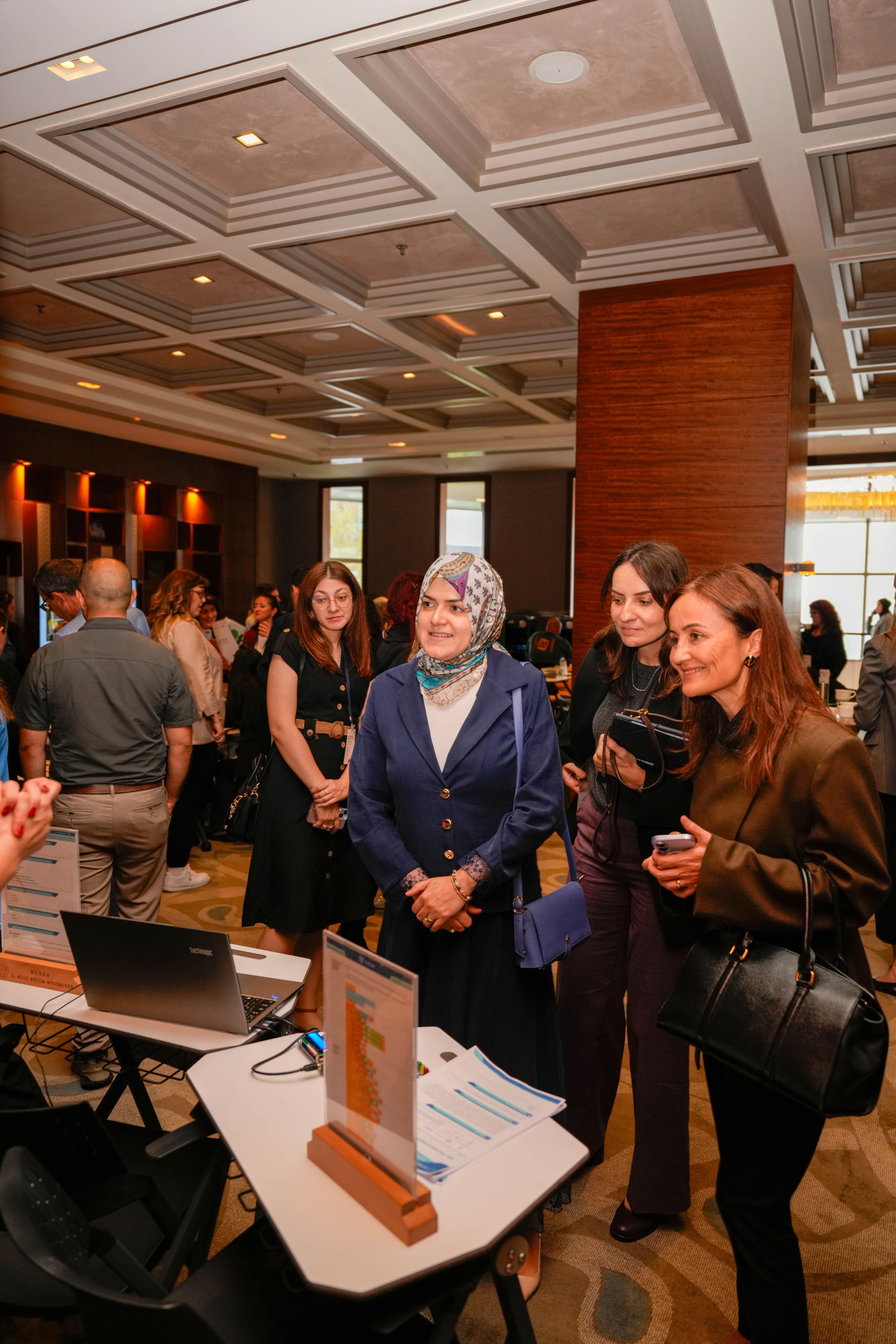 Yenilikçi Sınıf Modeli, “II. English Language Teachers' Conference”ta Öğretmenlerle Buluştu