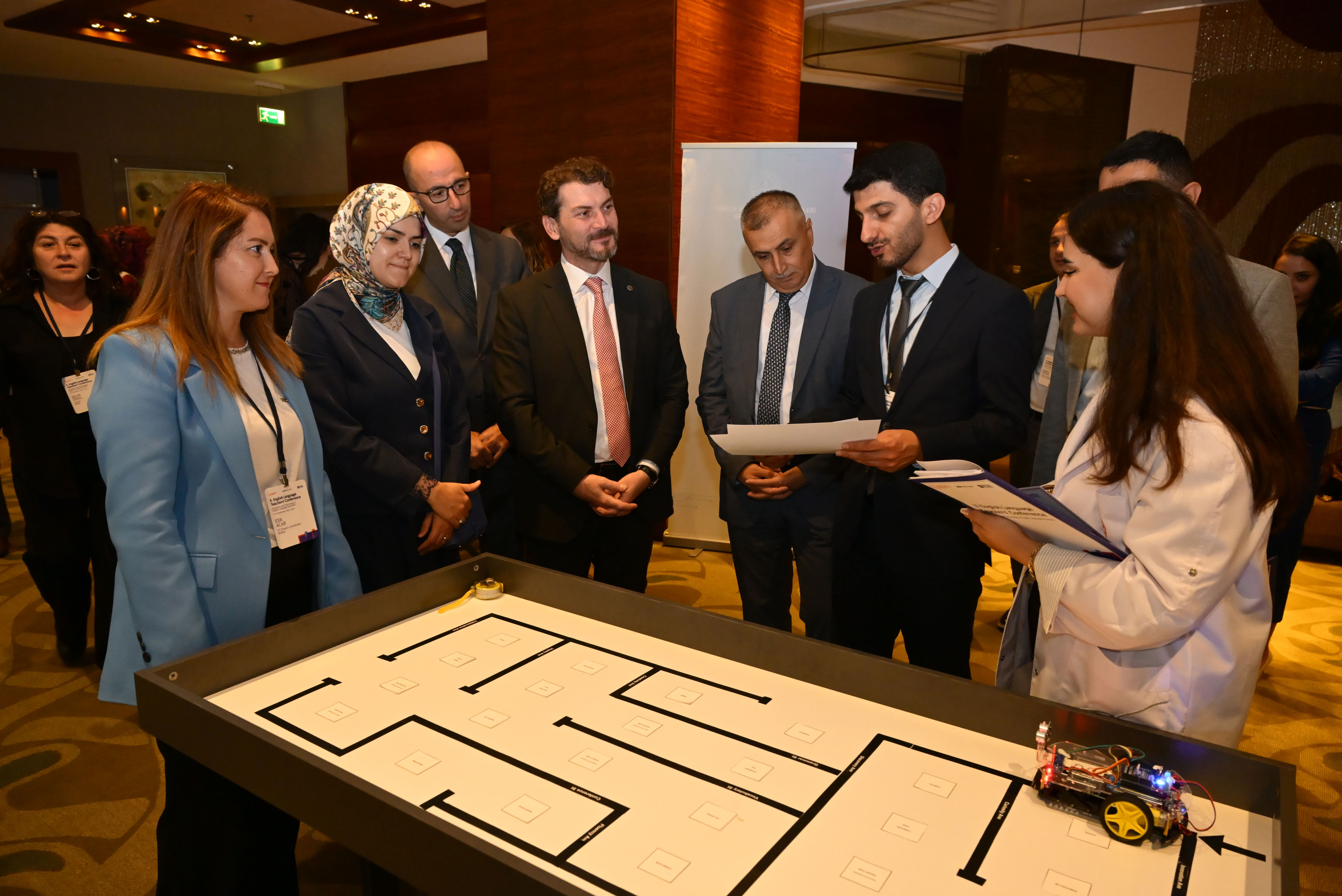 Yenilikçi Sınıf Modeli, “II. English Language Teachers' Conference”ta Öğretmenlerle Buluştu