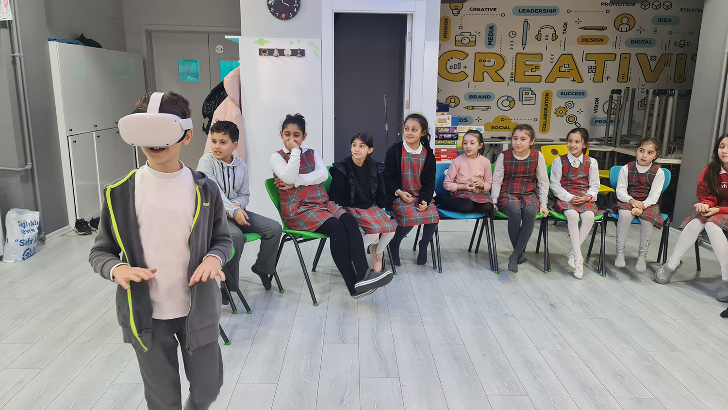 GELECEĞE YÖN VERENLER FCL