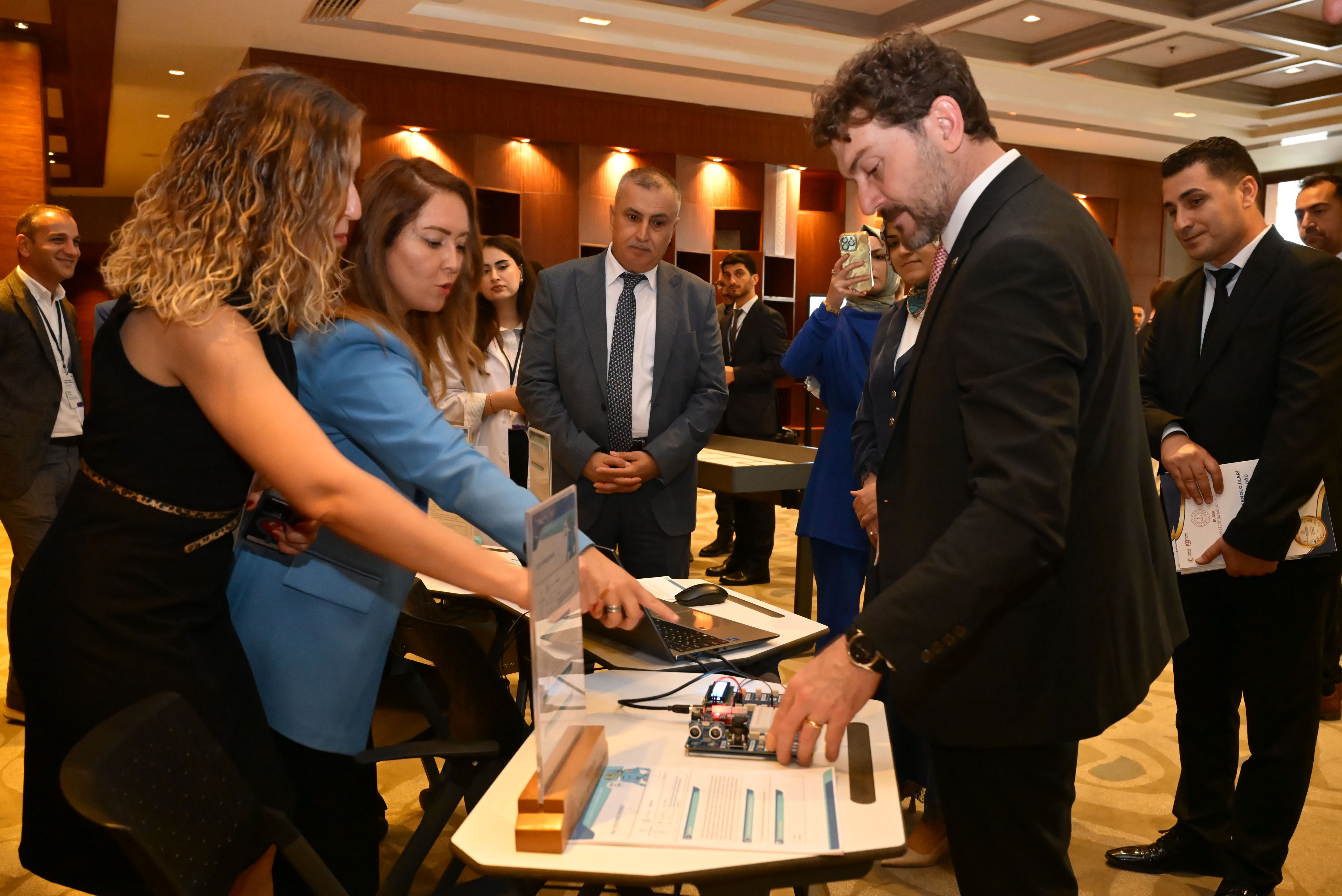 Yenilikçi Sınıf Modeli, “II. English Language Teachers' Conference”ta Öğretmenlerle Buluştu