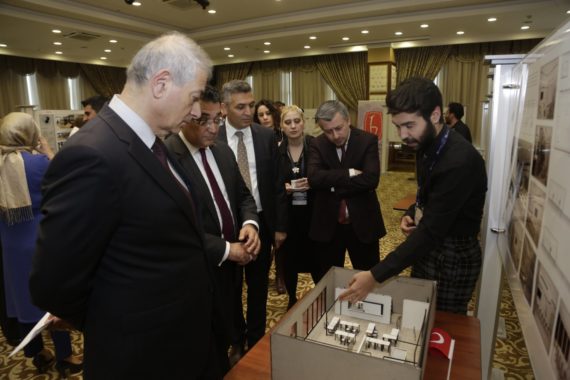 Geleceğin Sınıfı Tasarımları Sergilendi