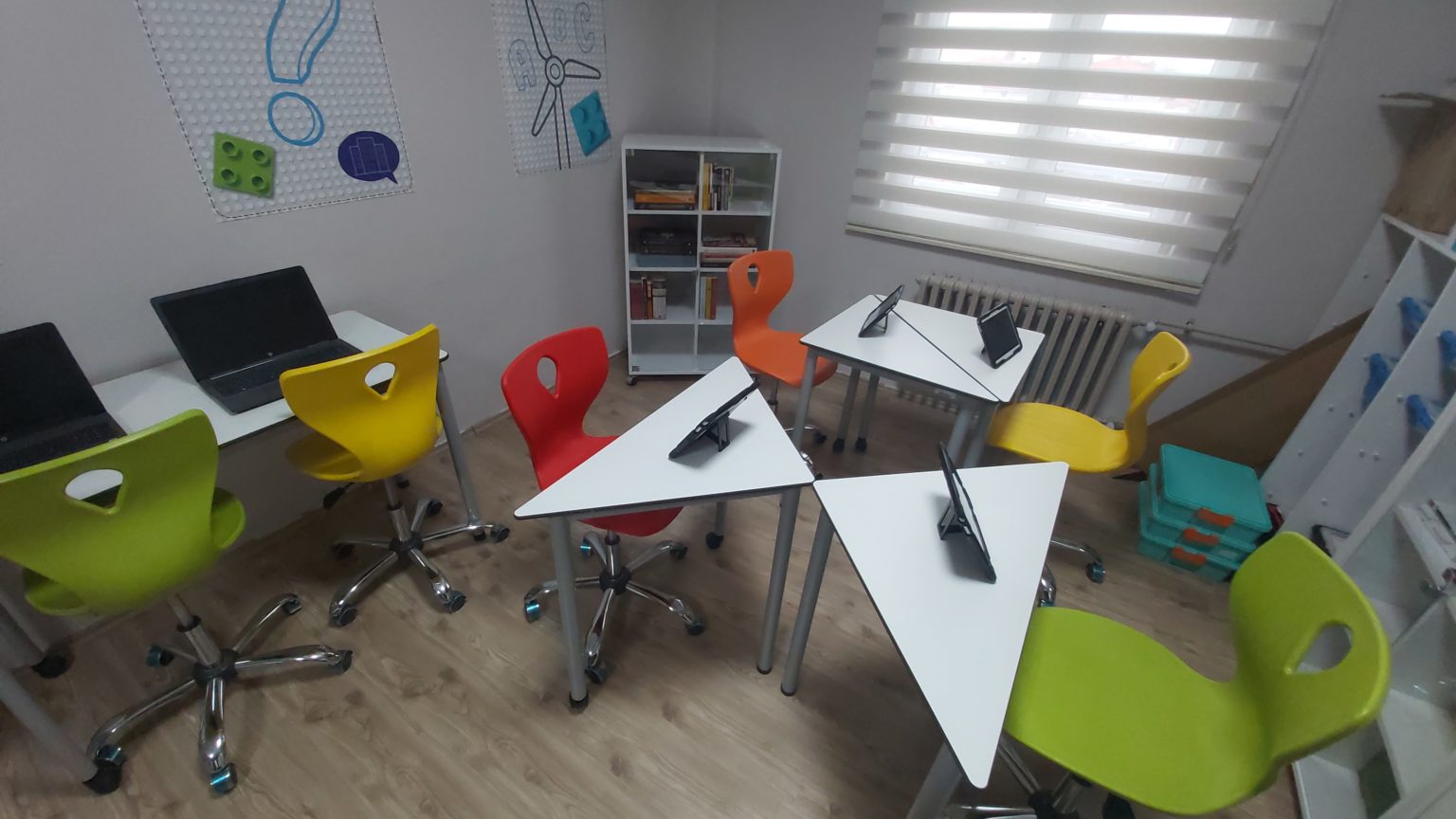 Ülkemizden İki FCL Sınıfı Daha Akredite Oldu ve European Schoolnet Uluslararası Öğrenme Laboratuvarları Ağı’na Katıldı!