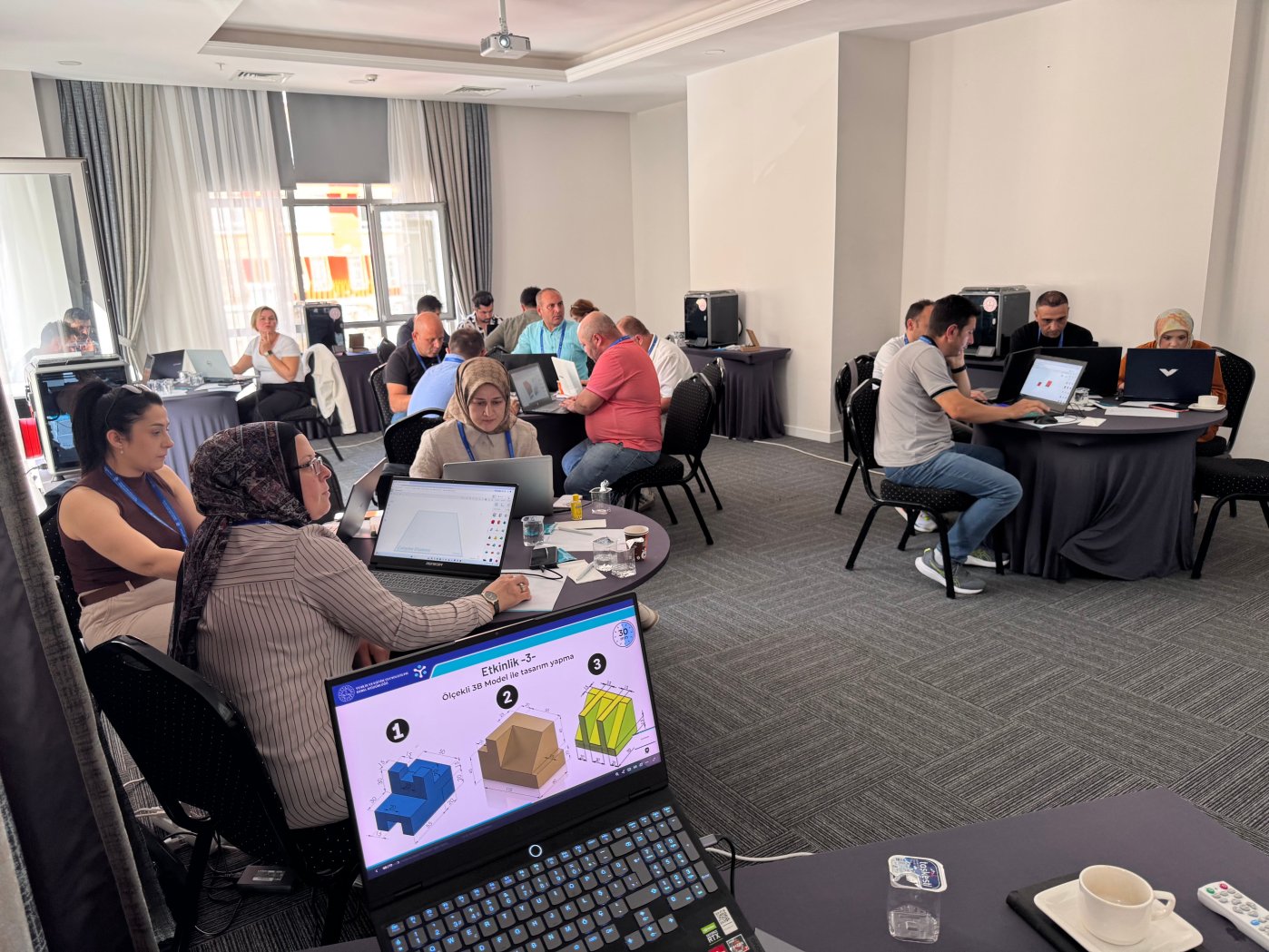 Yenilikçi Sınıflarda Dijital Teknolojiler Eğitici Eğitimi Tamamlandı