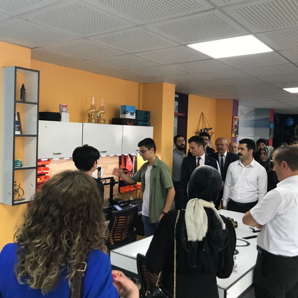 Tokat Zile Fen Lisesi Geleceğin Sınıfı Laboratuvarı (ZFCL) Açılışı Gerçekleştirildi!