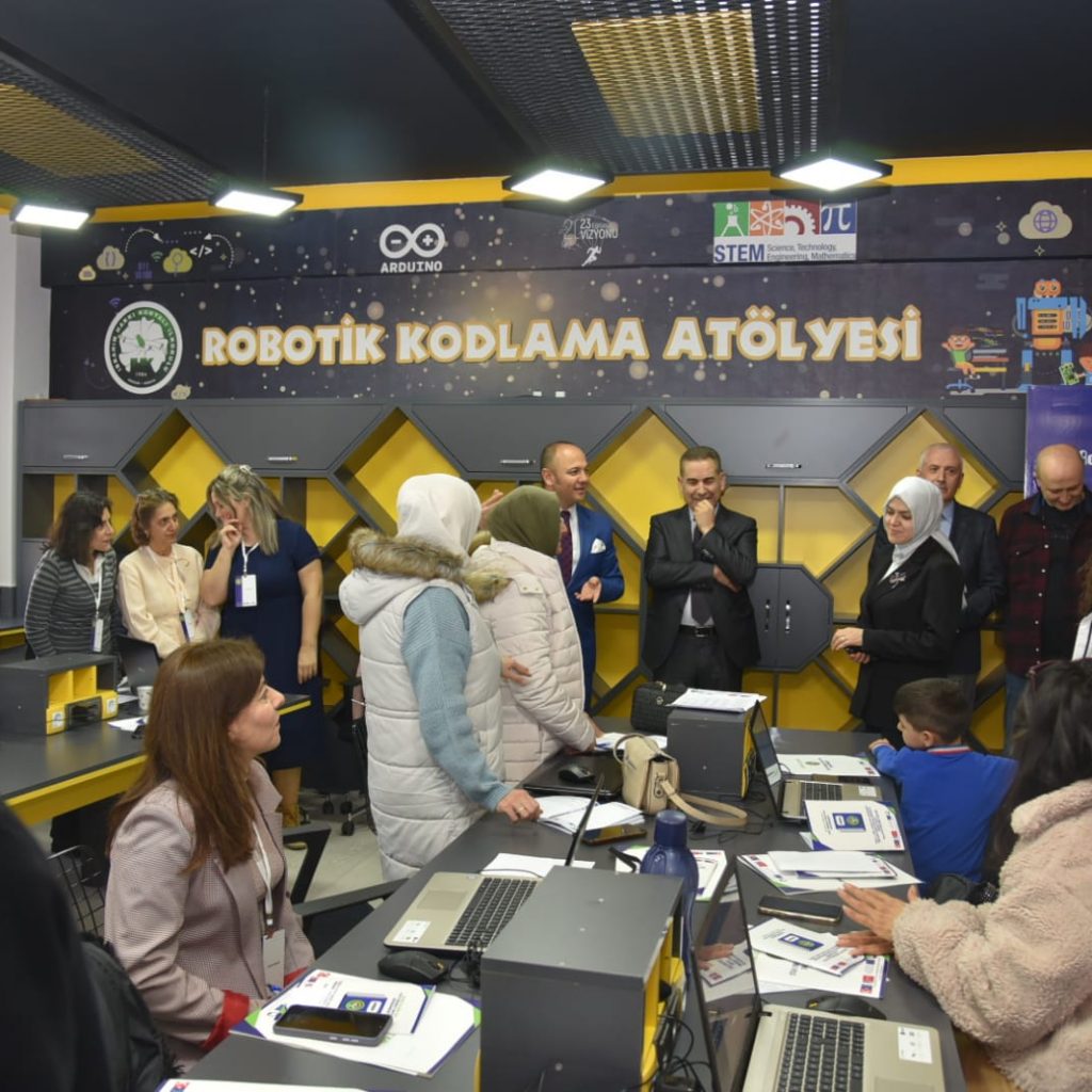 “Green Energy Future Childrens Lab” Açılışı Gerçekleştirildi